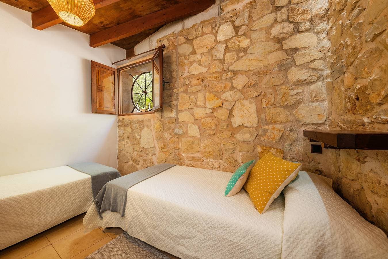 Foto 11 von 36: Ferienhaus "Es Colomer" mit Bergblick, Gemeinschaftspool und WLAN