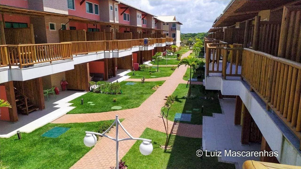 Village 2 suítes beira mar Itacimirim 1