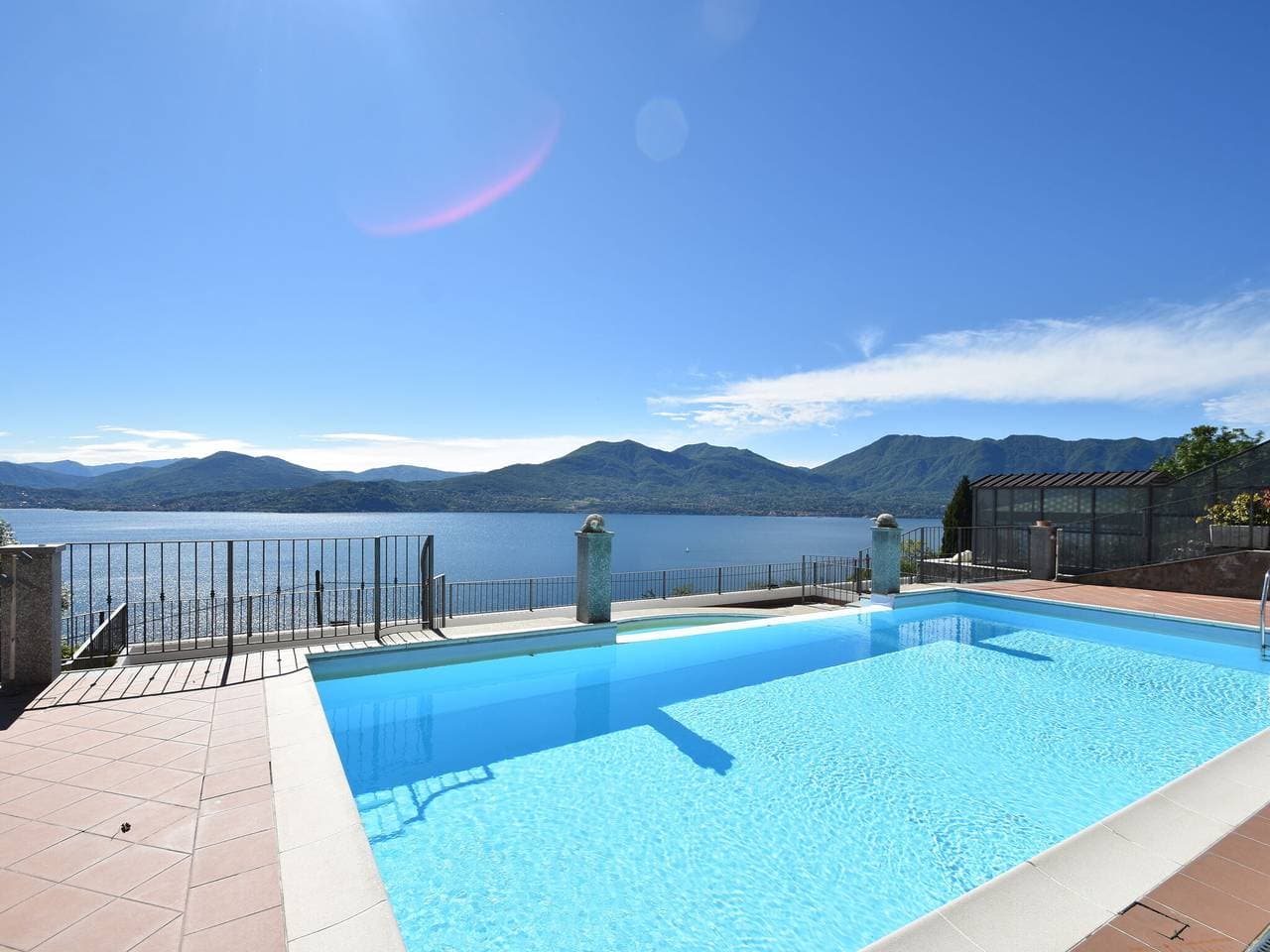 Foto 2 von 34: Wohnung am Lago Maggiore mit Seeblick