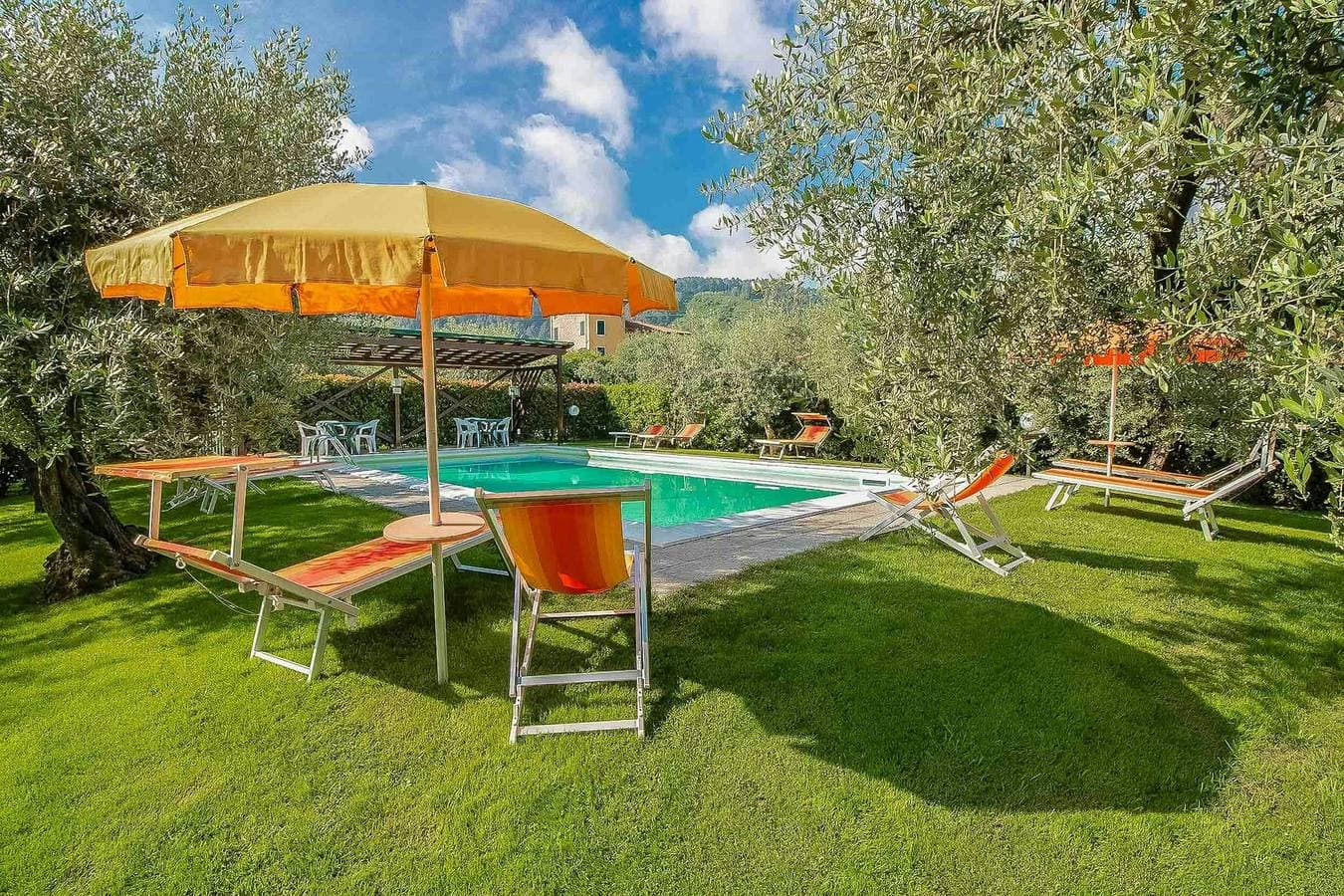 Historische Ferienwohnung mit Pool in der Nähe von Lucca 1