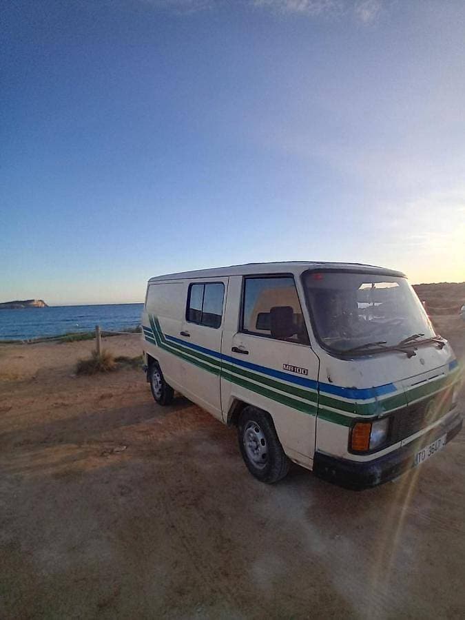 Camper Van vintage for drive with full equipment Mallorca 1