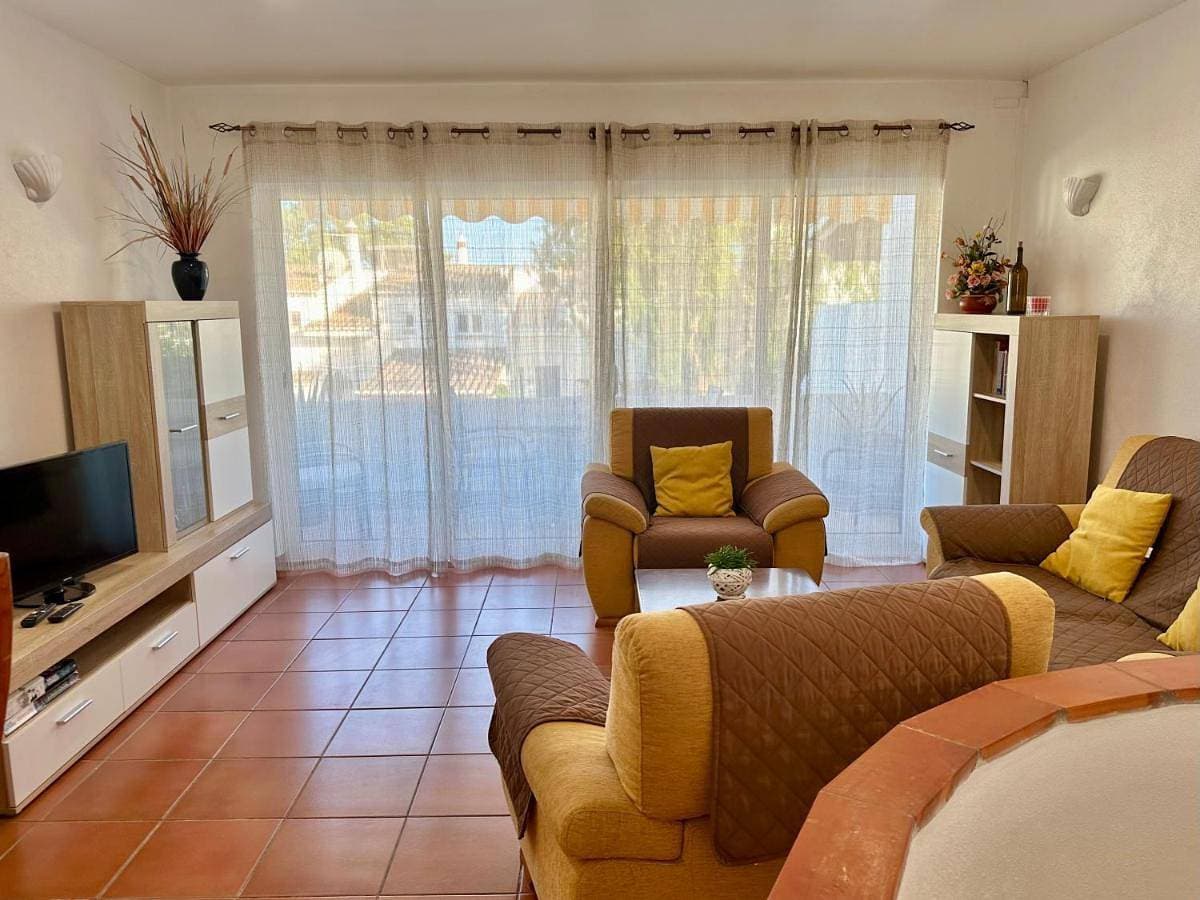 Foto 4 von 34: Two-Bedroom House