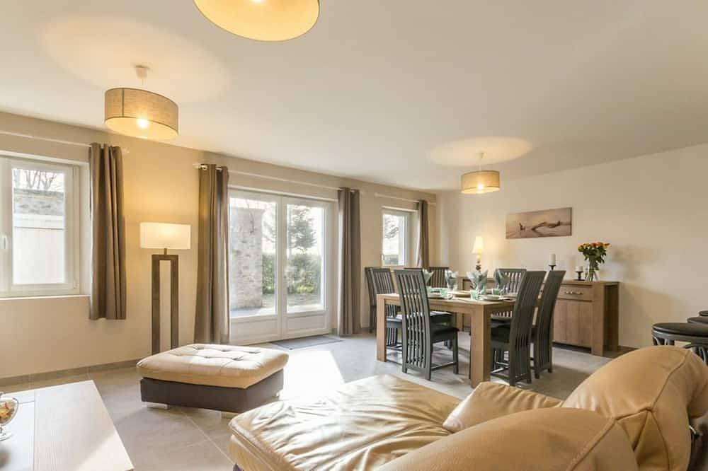 Foto 13 von 24: Unabhängiges Haus am Meer mit Balkon und Terrasse