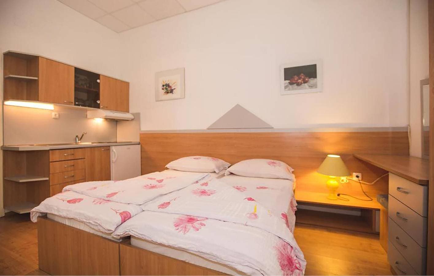 Foto 12 von 19: Gemütliche Ferienwohnung mit Pool, WLAN und Terrasse in der Nähe des FKK-Strandes von Kandarola