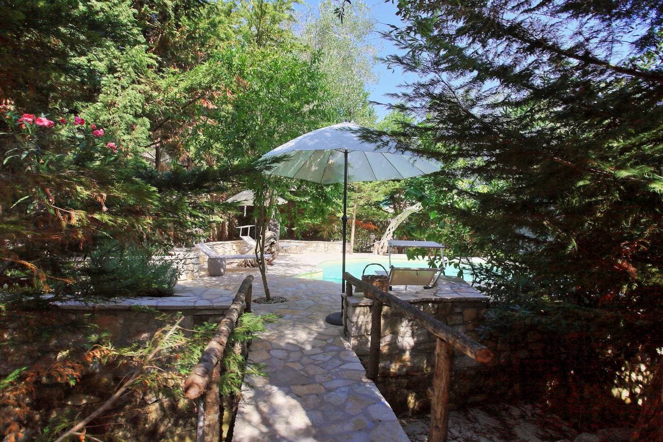 Foto 3 von 38: Prasini Luxury Cottage