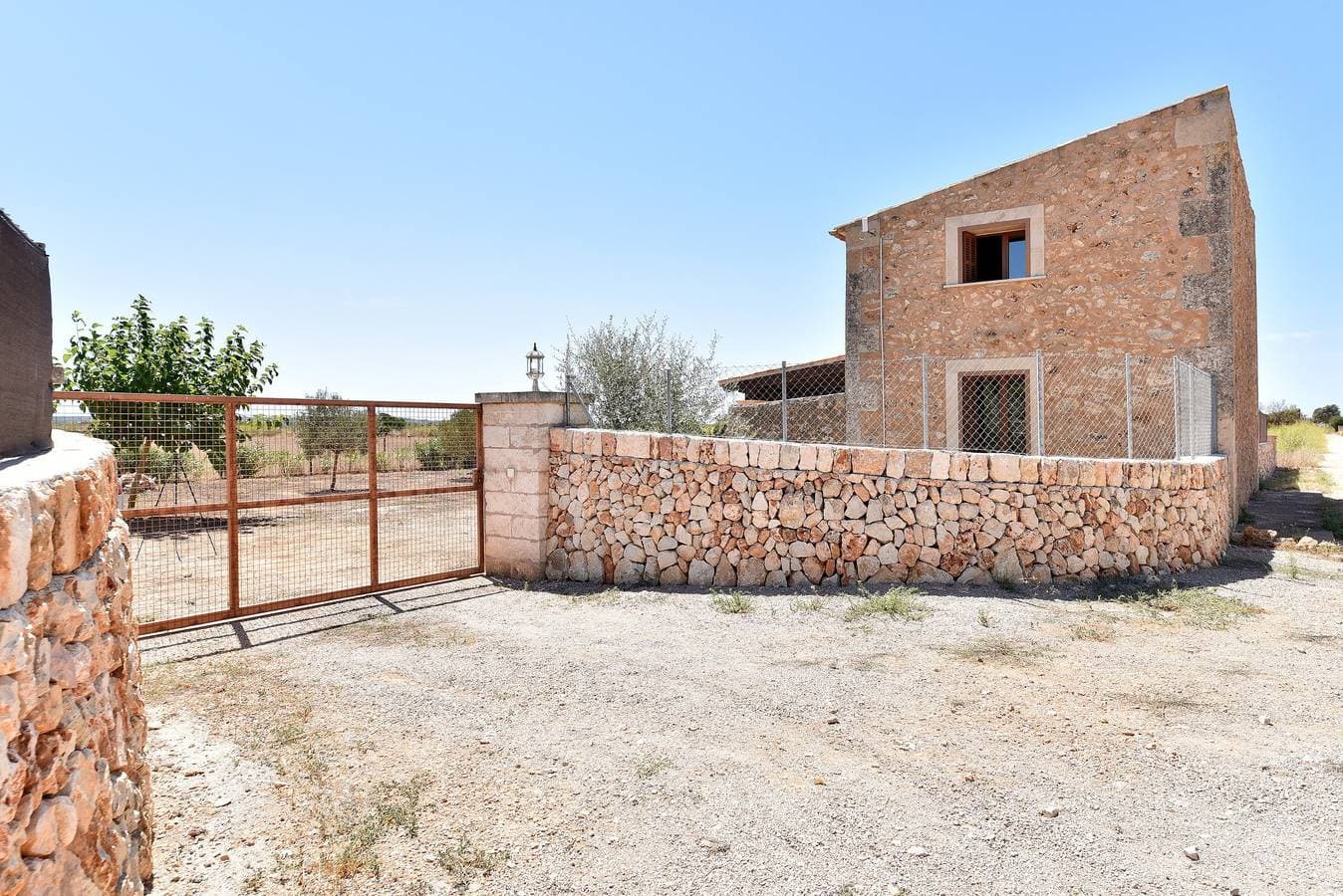 Foto 6 von 28: Beautiful Mallorca Villa | 2 Bedrooms | Villa Es Trenc |  Short drive to beach