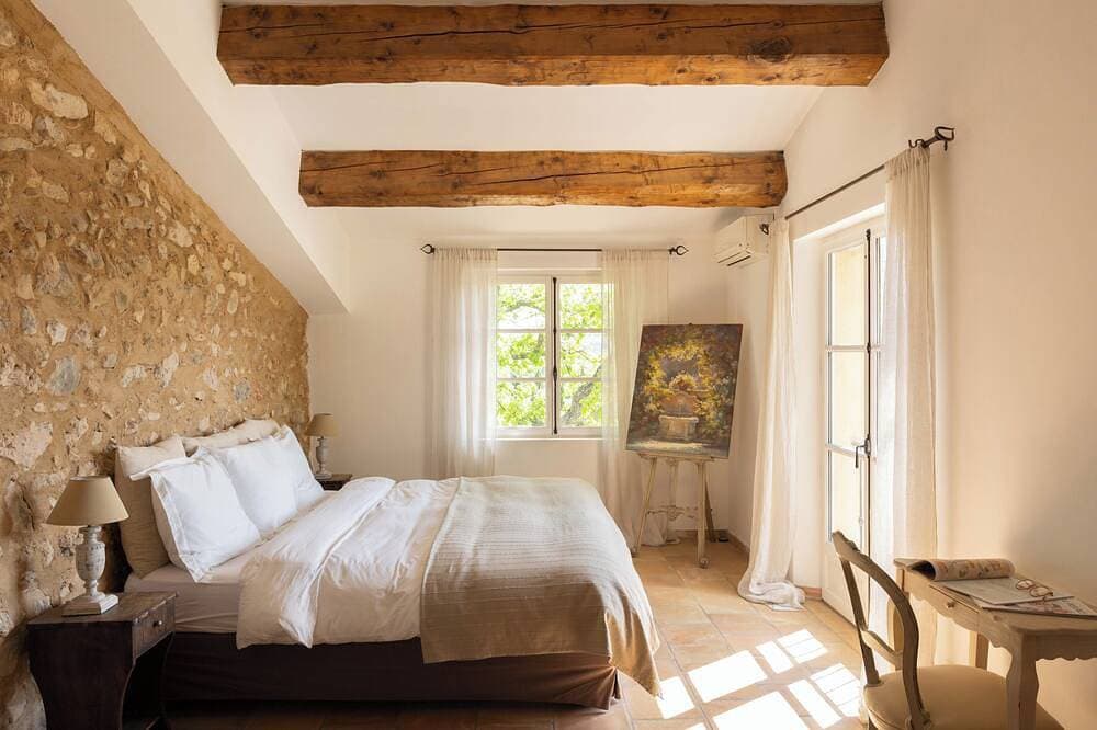 Foto 2 von 25: 🌿 3. Provence pur sang: pool, tennis, tranquility and entertainment on private estate