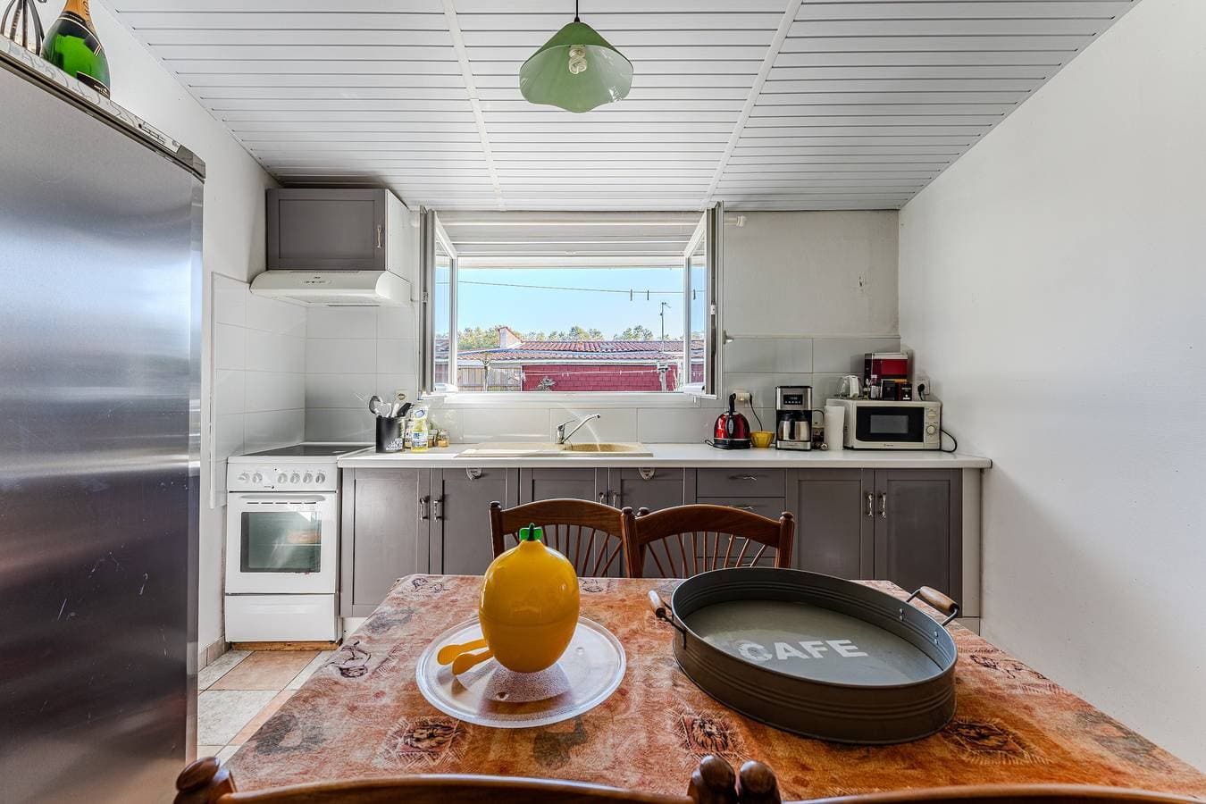 Foto 4 von 20: Gästezimmer „La Chambre Curry Du Bassin“ mit privatem Garten und WLAN