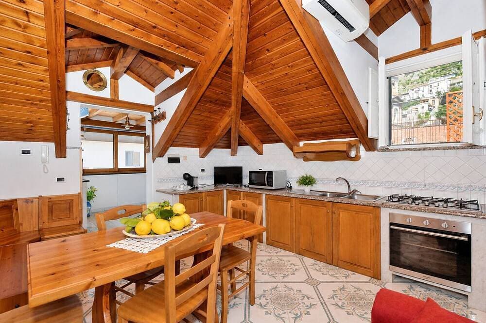 Foto 11 von 15: Cozy Attic in the Heart of the Pearl of the Amalfi Coast