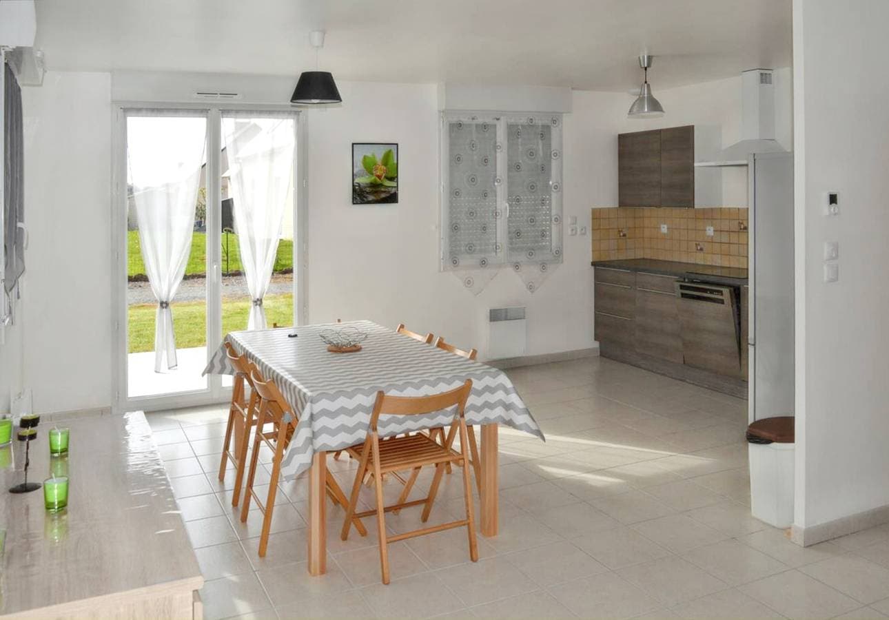 Foto 3 von 28: Charmantes Haus in Saint-Laurent-sur-Mer, Meerblick und Garten