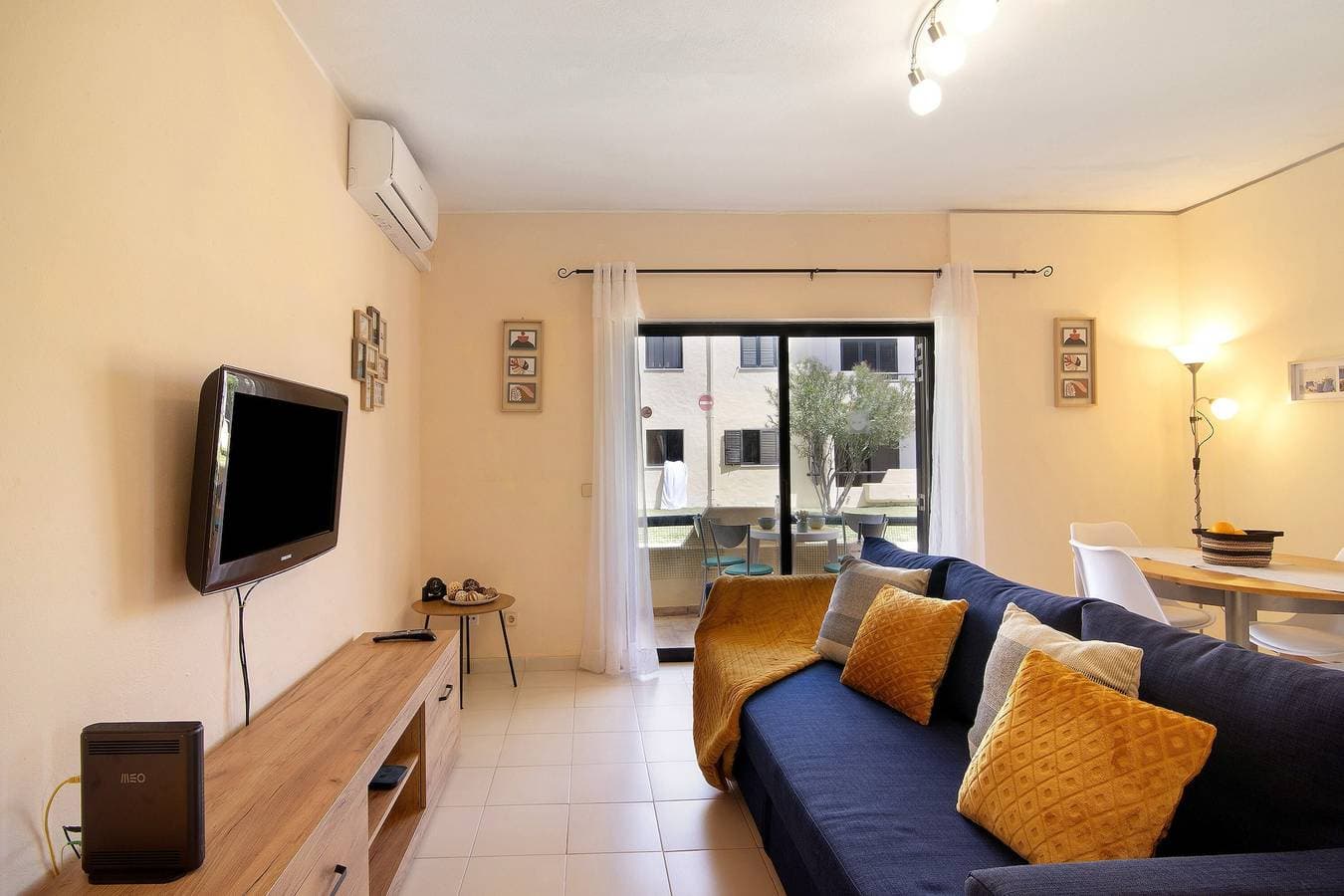 Foto 3 von 22: Apartment 'Quinta Nova Hideaway - Alvor' mit Gemeinschaftspool, WLAN und Klimaanlage