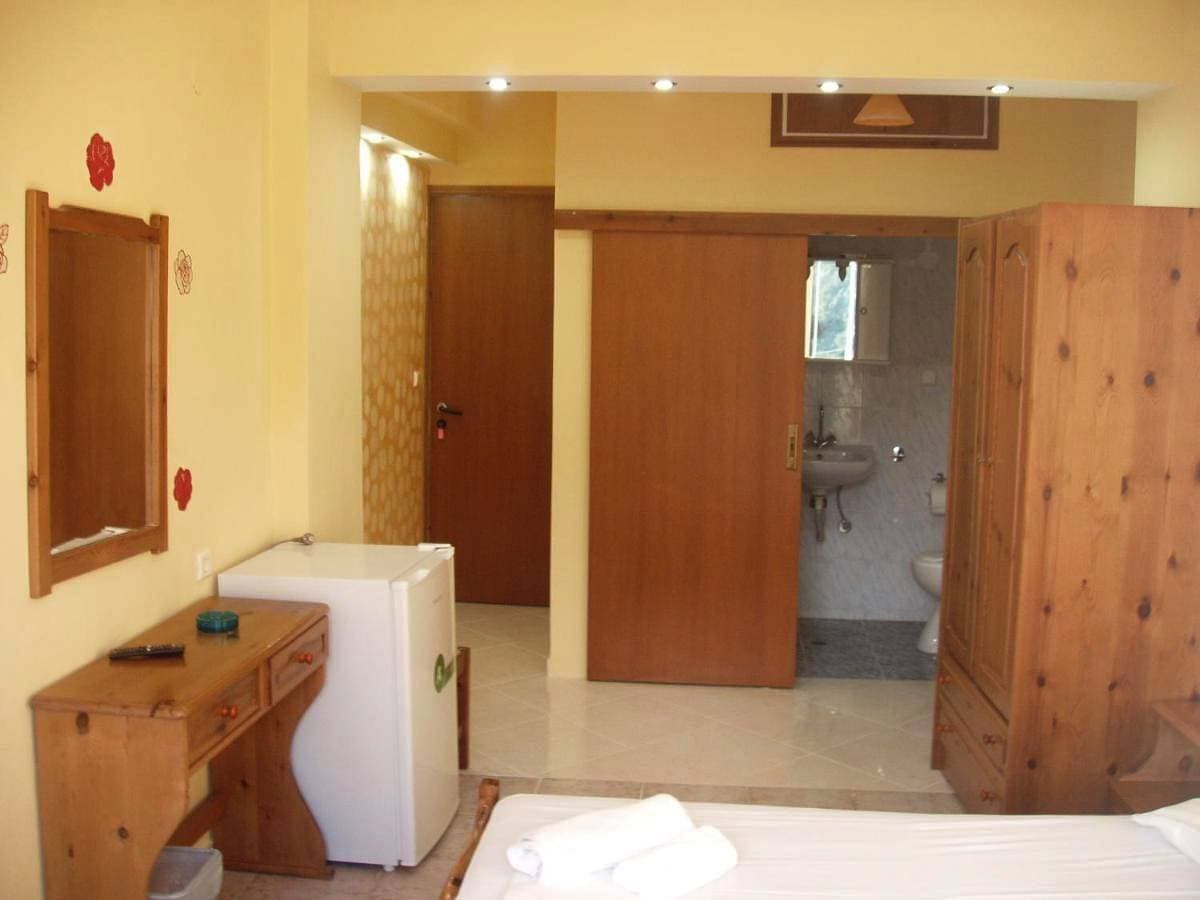 Foto 3 von 8: Deluxe Triple Room with Sea View