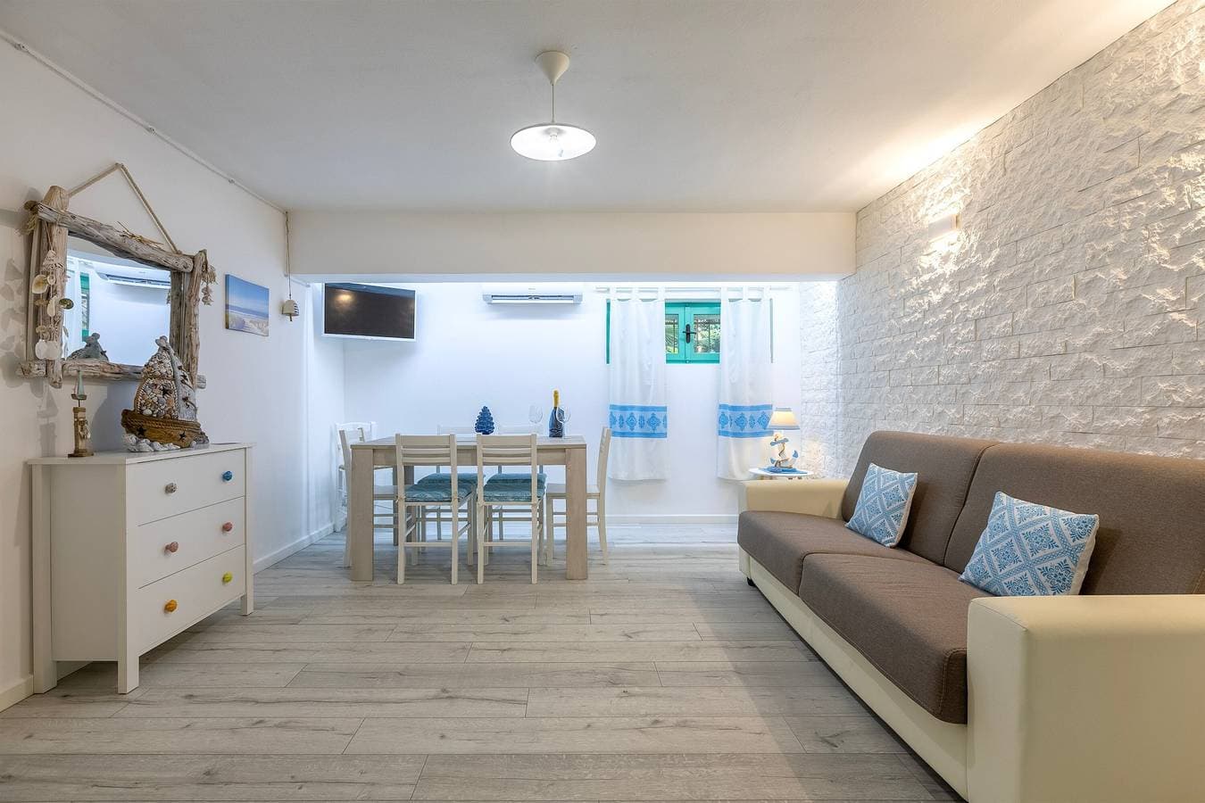 Foto 3 von 28: „La Sorrera De Mar Casa Vacanze“-Apartment mit Gemeinschaftsgarten & Klimaanlage