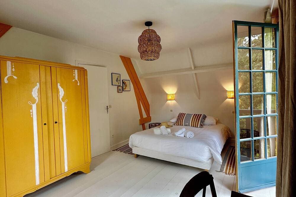 Foto 7 von 30: Les Falaises de L'Ailly House sleeps 8