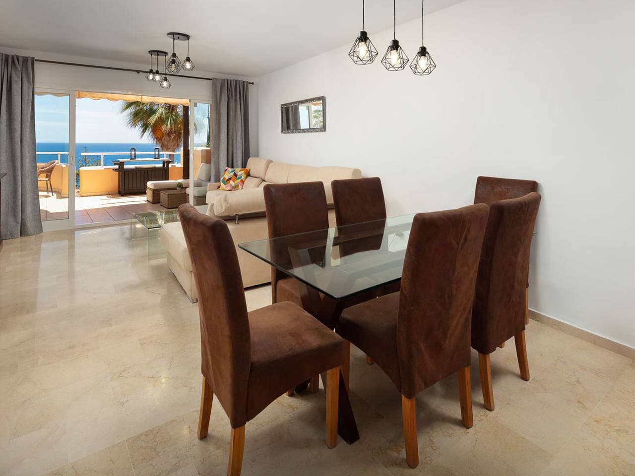Foto 6 von 35: Am Meer gelegenes Apartment in Mijas mit Pool und Klimaanlage, 2 Schlafzimmer