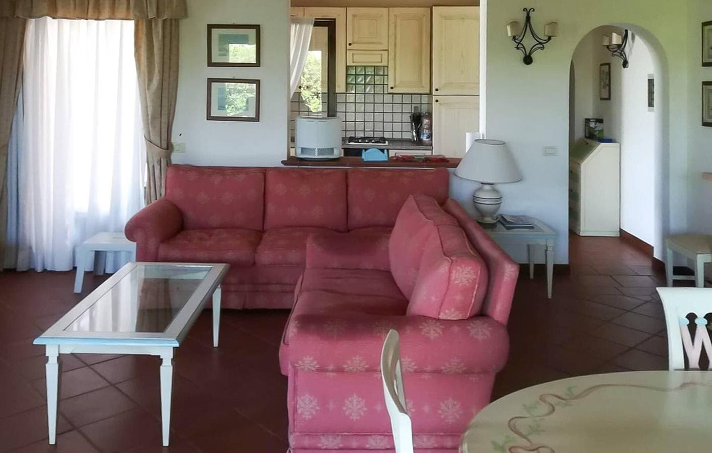 Foto 12 von 20: Apartment mit Meerblick, Pool, Terrasse und direktem Zugang zum Strand