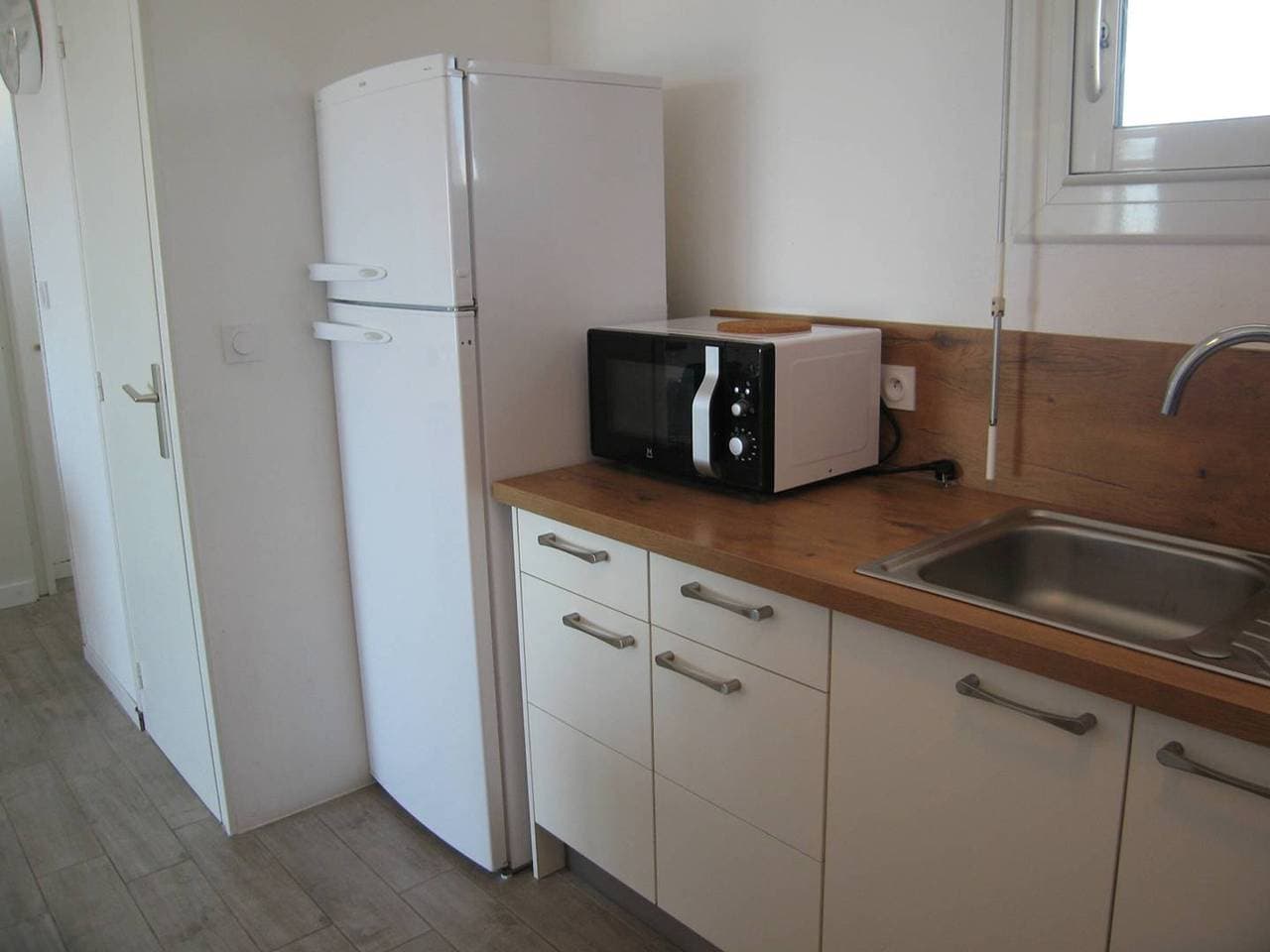 Foto 11 von 18: Renovierte 2-Zimmer-Wohnung, 4 Schlafplätze, Parkplatz, am Strand, Zentrum von Saint-Cyprien
