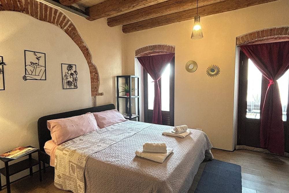 Foto 7 von 23: The room in the ancient village