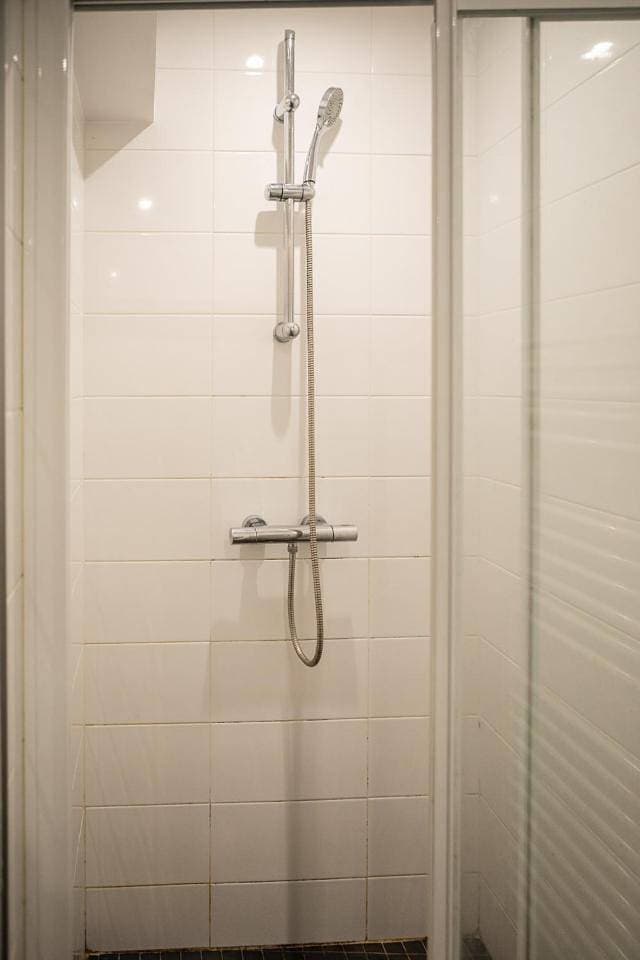 Foto 11 von 22: Logement en centre-ville d'Avranches