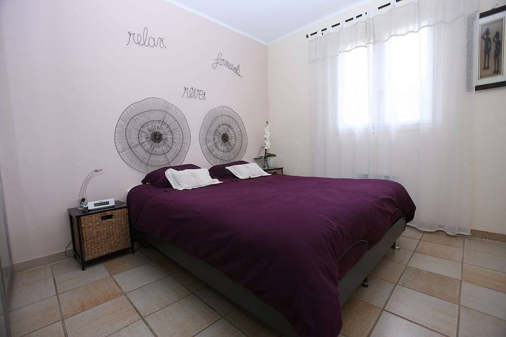 Foto 3 von 28: Detached villa with swimming pool and air conditioning between sea and mountains on the Côte d'Azur.