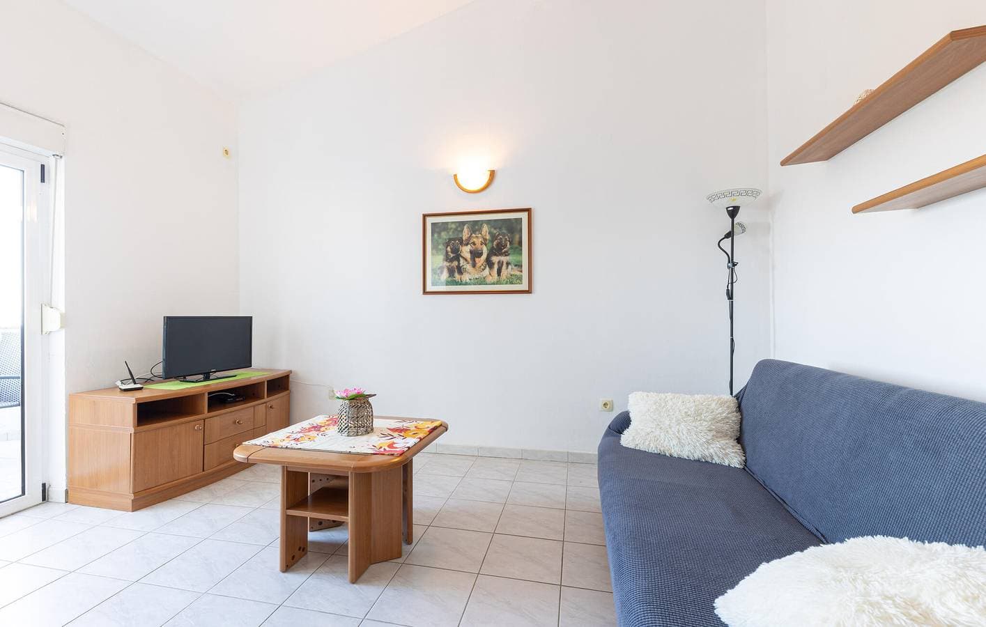 Foto 4 von 21: Gemütliches Apartment mit Meerblick, Terrasse, Parkplatz und WLAN – 900 m vom Strand entfernt