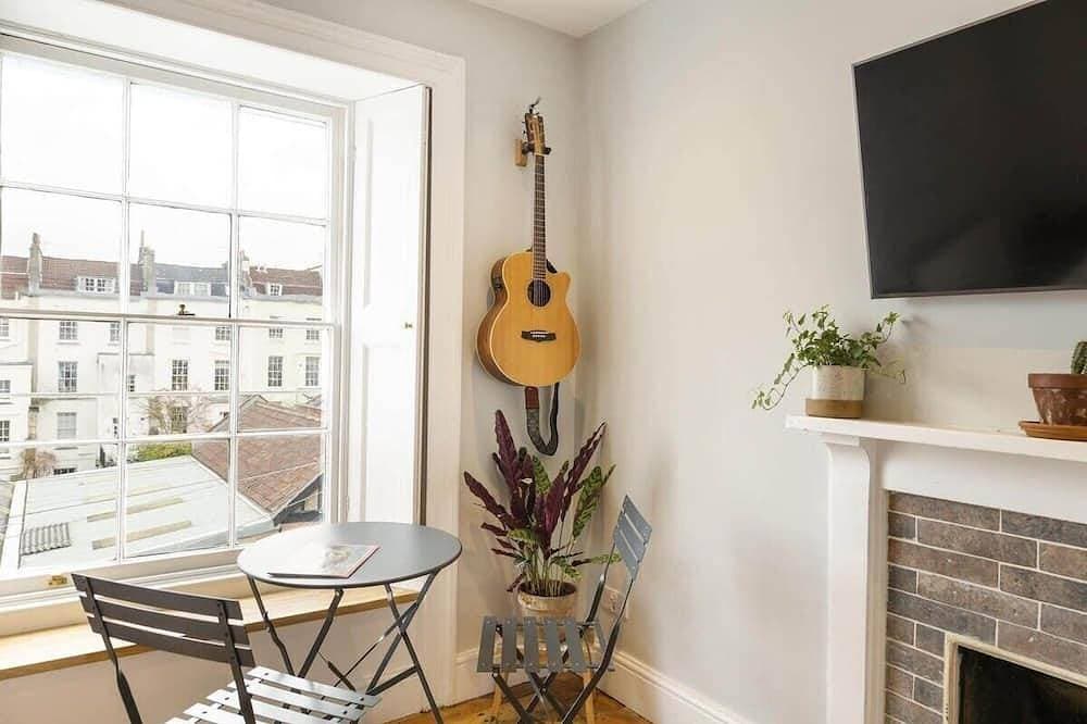 Foto 12 von 16: Stylish Flat on Beautiful Clifton Street, Parking