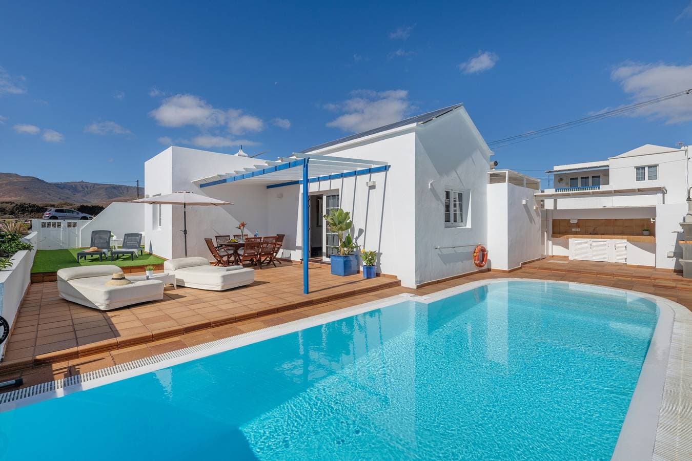 Foto 3 von 30: Ferienvilla 'Turqué' mit Meerblick, privatem Pool und WLAN