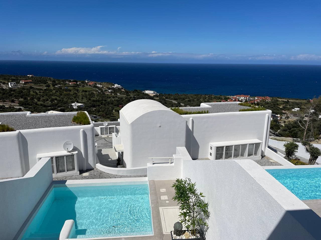 Foto 4 von 43: Orga Homes Villa White Pearl mit privatem Pool