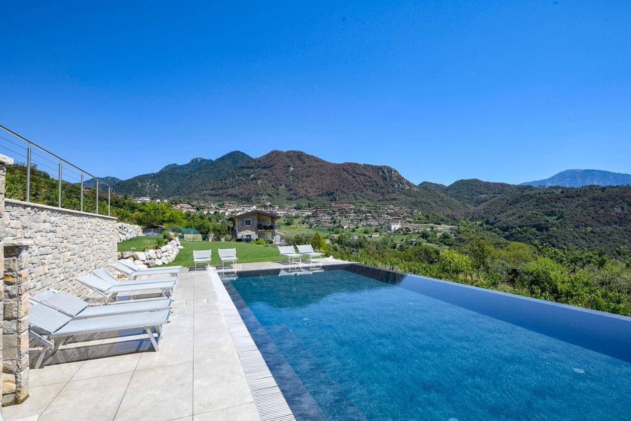 Villa Maria 1