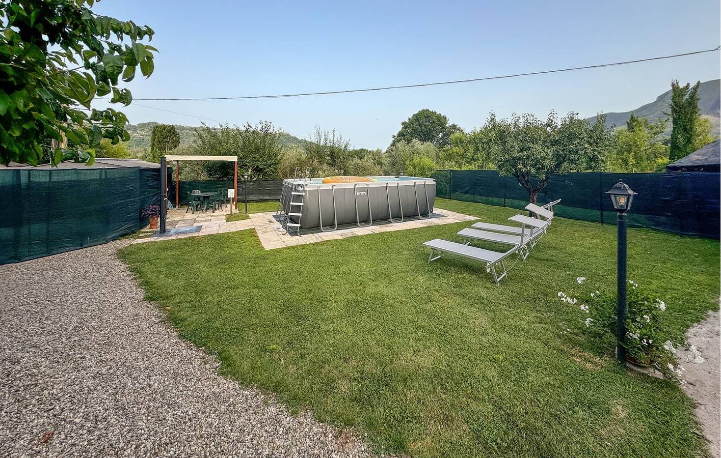 Foto 3 von 17: Camaiore Retreat: 100qm, A/C, Pool, Parkplatz, Garten, WiFi