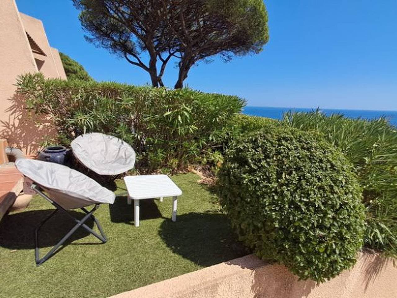 Foto 4 von 22: 2-Zimmer-Wohnung mit Meerblick und Garage in Sainte-Maxime