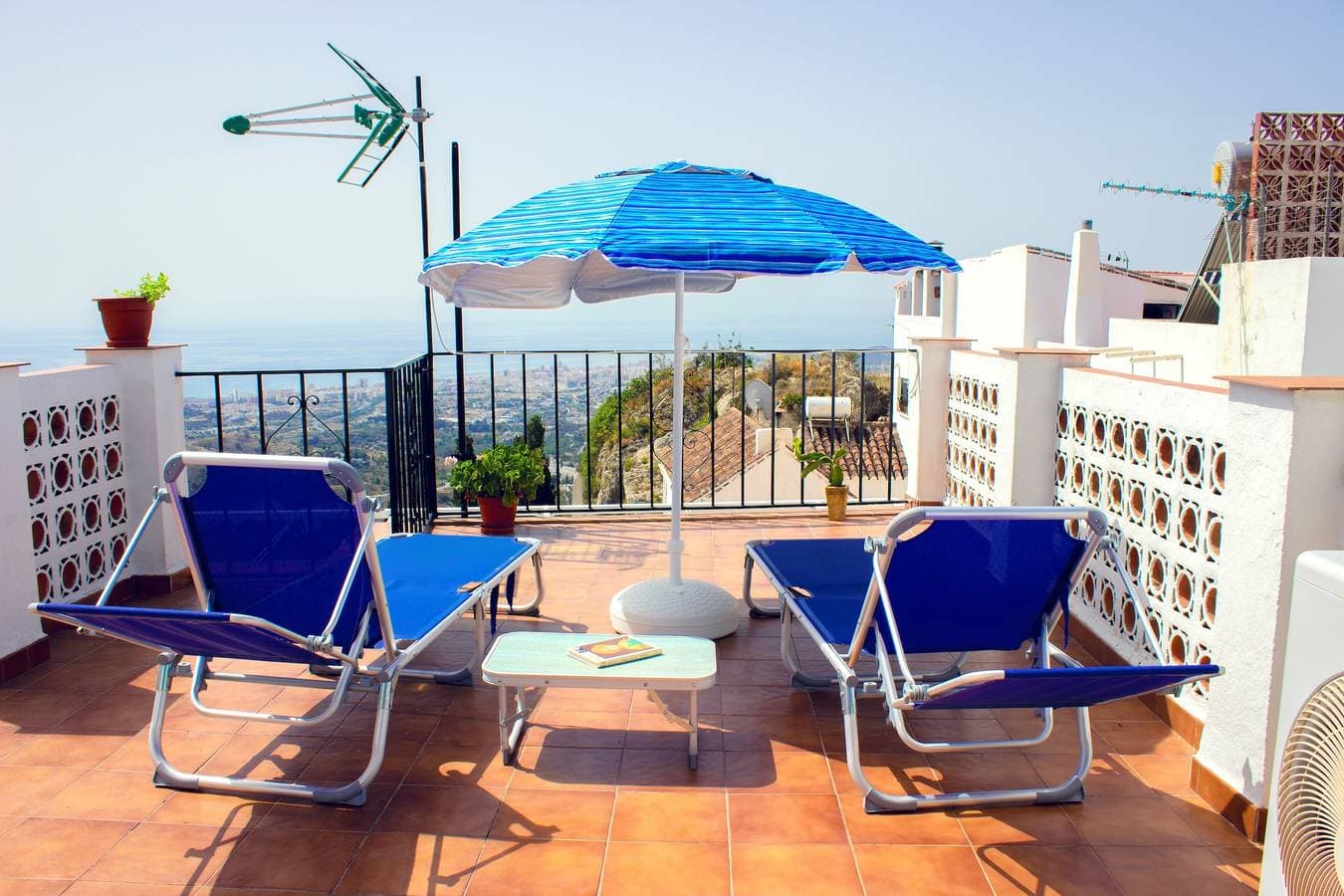 Foto 3 von 24: Ferienhaus "Mijas Tropical, Casita Típica" mit Meerblick, Terrasse & WLAN
