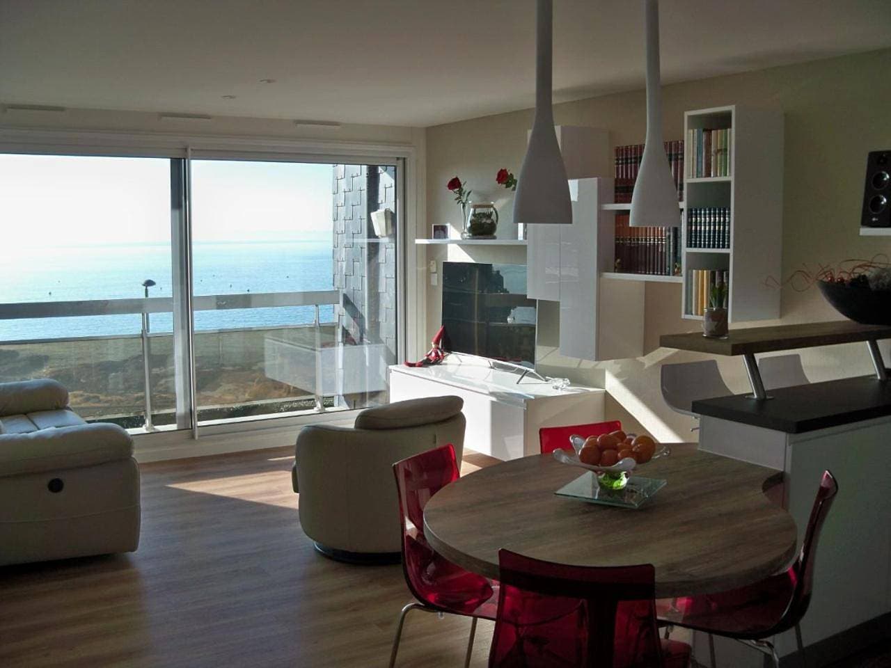 Foto 9 von 20: Apartment with Sea View
