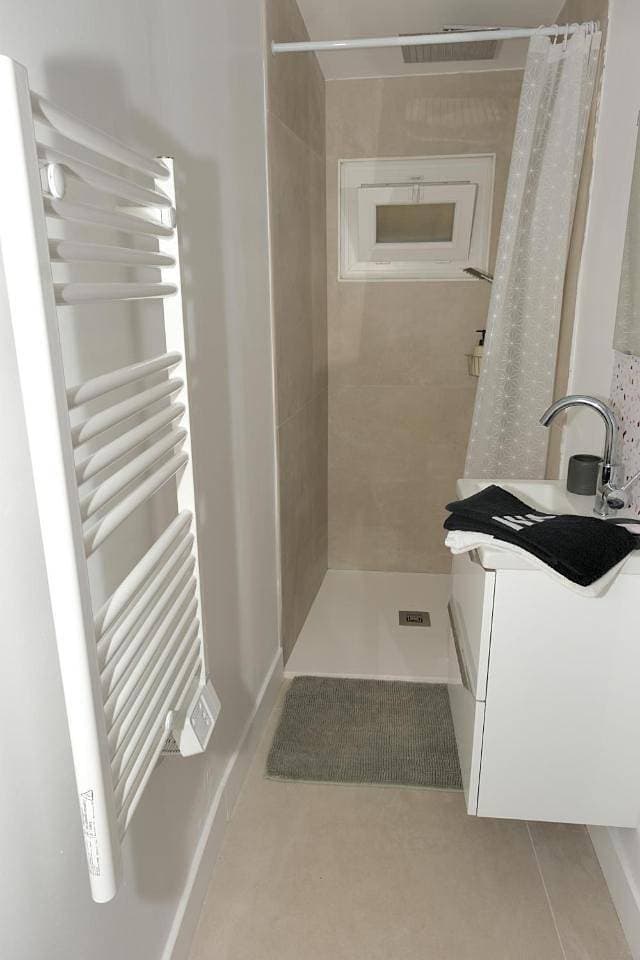 Foto 6 von 15: One-Bedroom Apartment