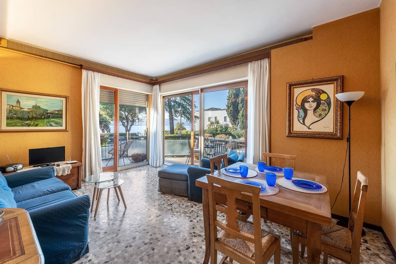 Spiaggia d'oro Apartment Lake View 1