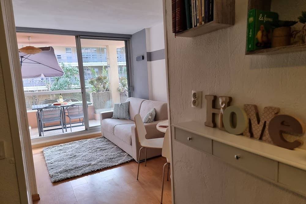 Foto 9 von 25: Studio in Residence with swimming pool and solarium, 5 minutes from the beach