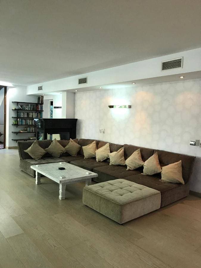 Foto 5 von 72: Three-Bedroom Villa