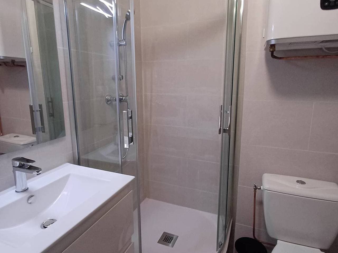 Foto 4 von 10: T1 im 2. Stock, in der Nähe der Thermen, Haustiere erlaubt