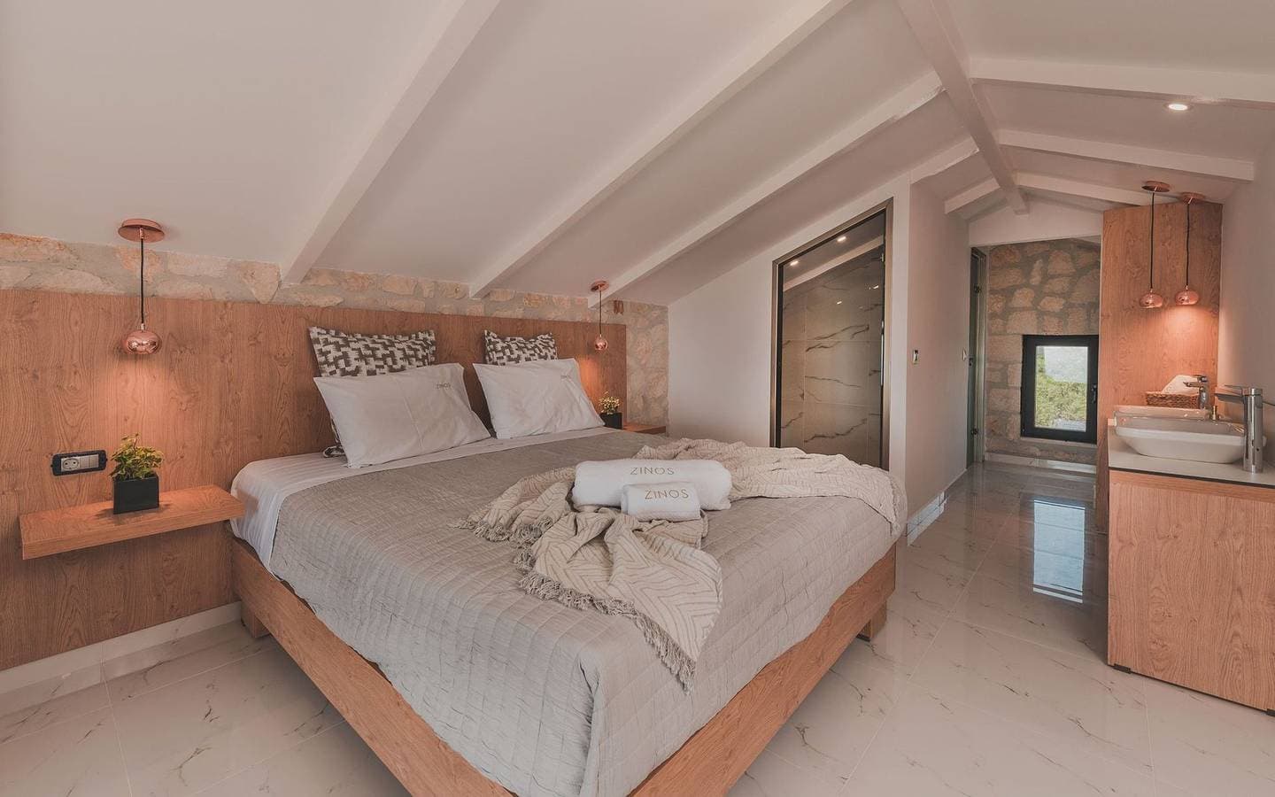 Foto 11 von 39: Luxury Zante Villa | Villa Zinos | Private pool | Sleeps 10 | Lithakia