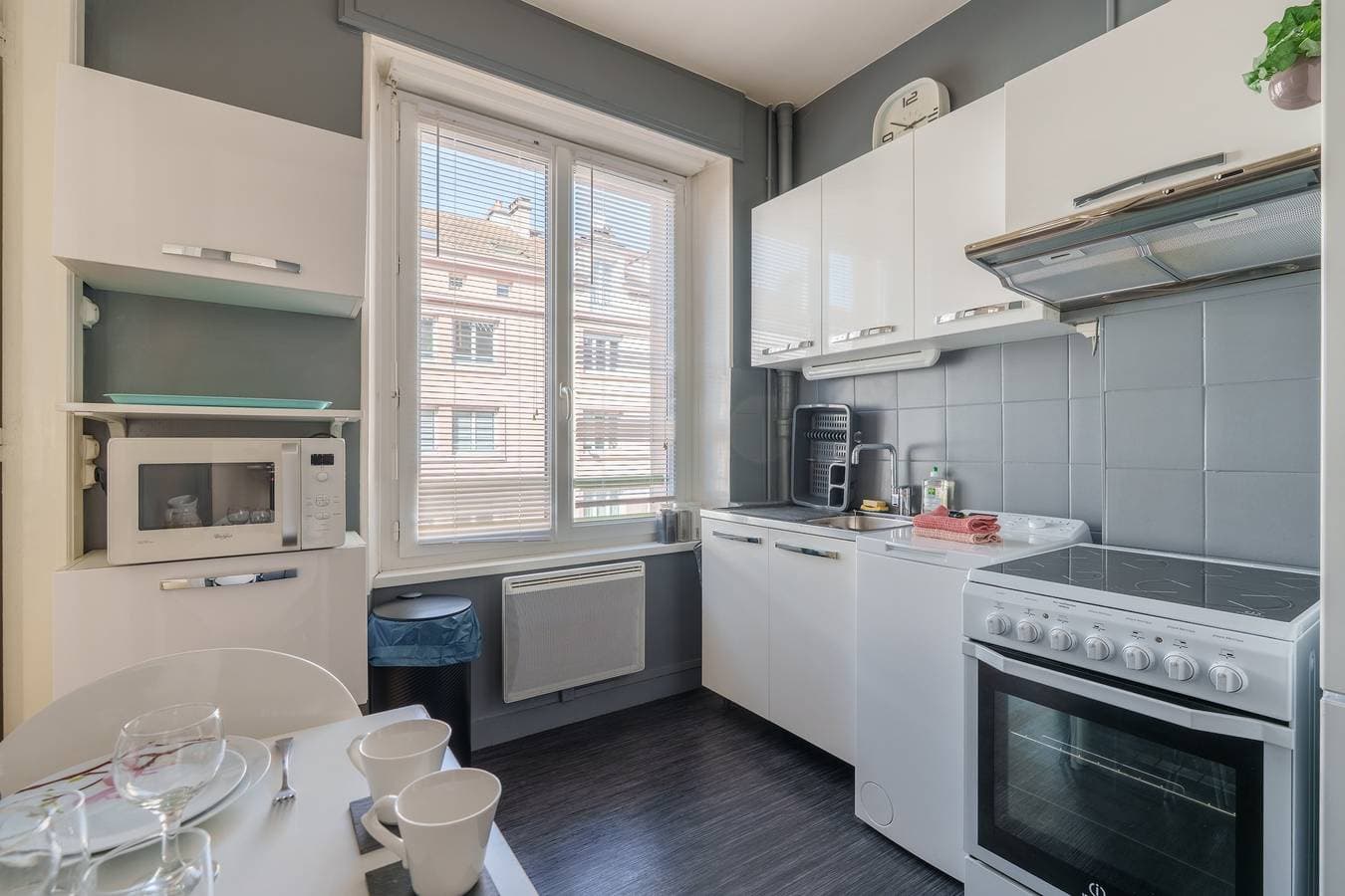 Foto 2 von 12: Ferienwohnung für 4 Personen mit Balkon