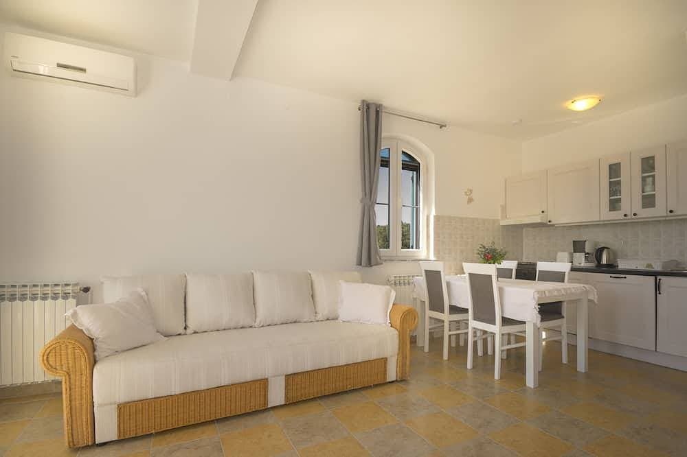 Comfortable and charming apartment, beside the nature park 1