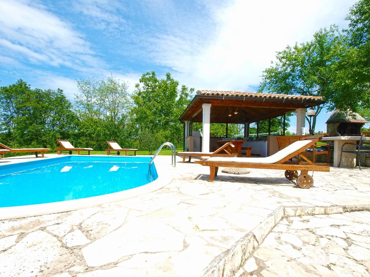 Foto 11 von 37: Ferienhaus für 7 Personen mit Terrasse