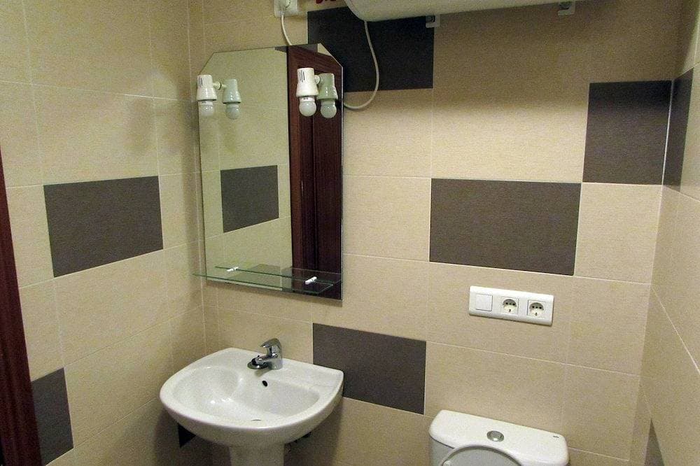Foto 8 von 21: Modernisierte Studio-Apartment, 2 Personen. Zentral und nah an allem.