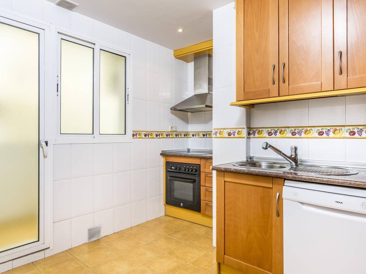 Foto 13 von 22: Apartment am Meer mit Pool, Klimaanlage, WLAN und Parkplatz in Marbella