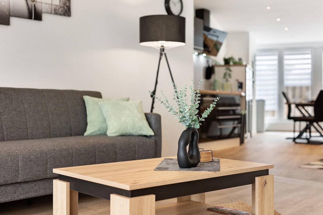 Foto 3 von 26: Ferienhaus 'Am Nicolaiplatz' mit privater Terrasse, privatem Garten und Wi-Fi