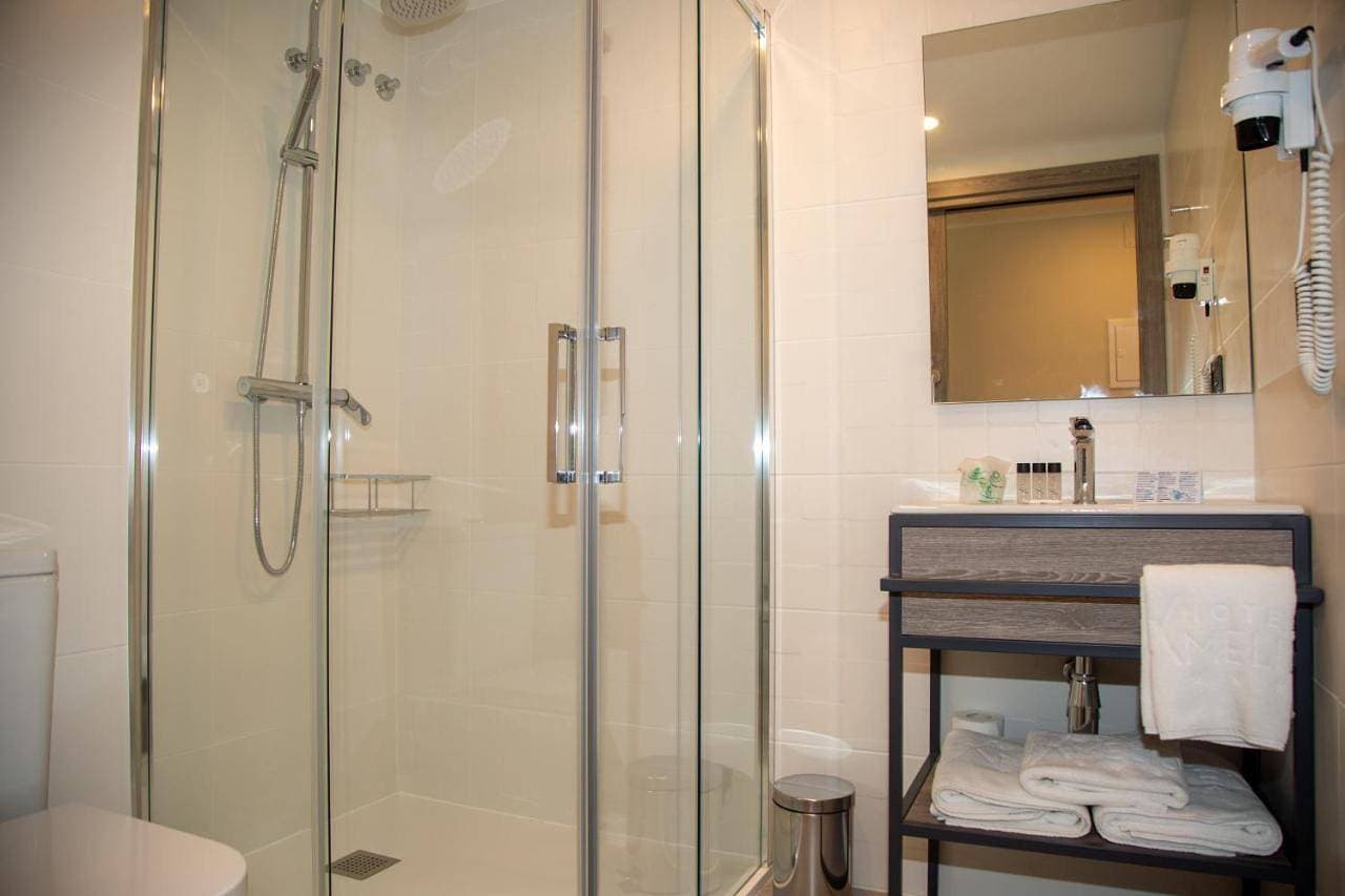 Foto 12 von 14: Standard Double or Twin Room