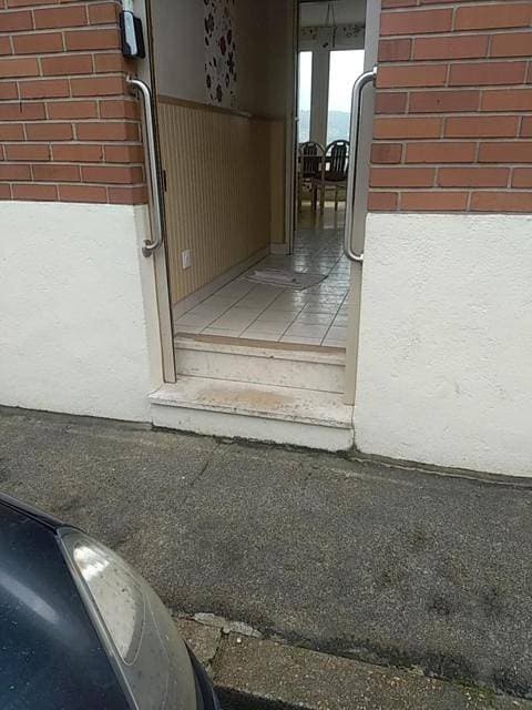 Foto 12 von 17: Three-Bedroom House