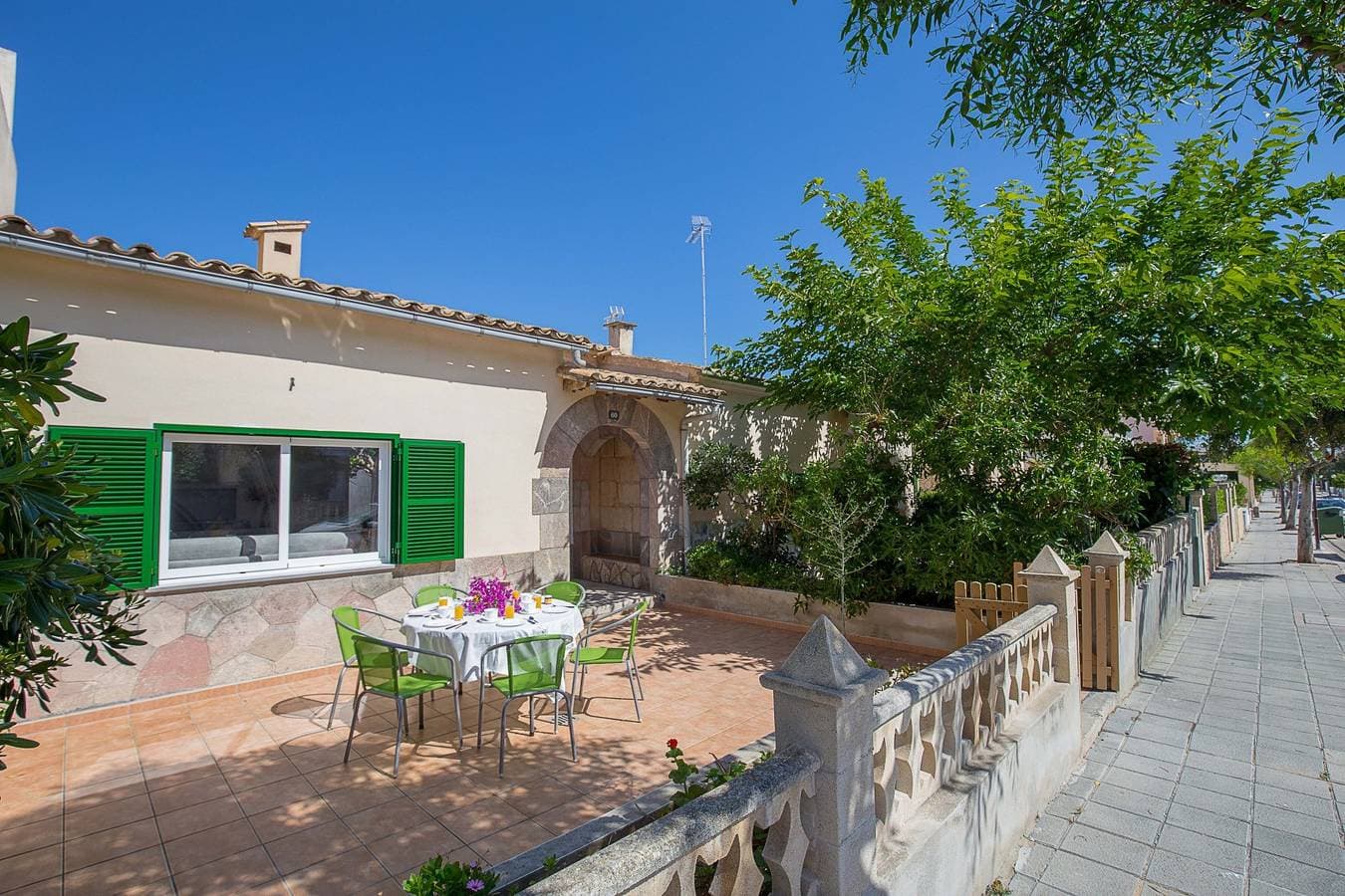 Foto 4 von 17: Villa für 6 Personen mit Terrasse