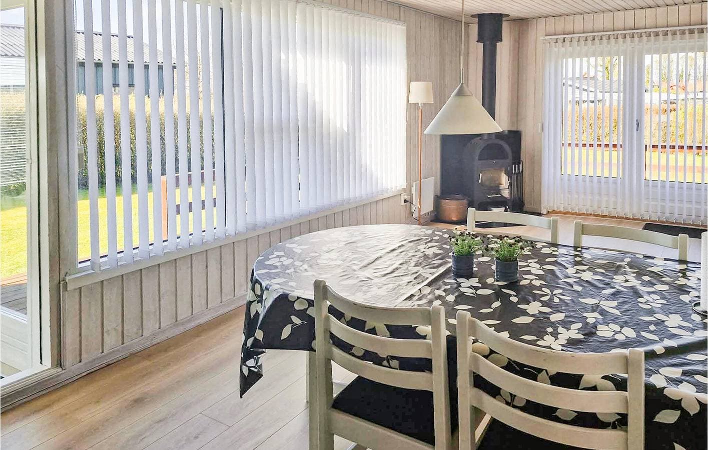Foto 11 von 17: Ferienhaus für 5 Personen mit Terrasse