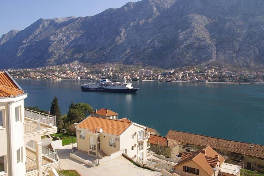 Foto 12 von 23: Schöne Wohnung mit Pool und Meerblick in Kotor